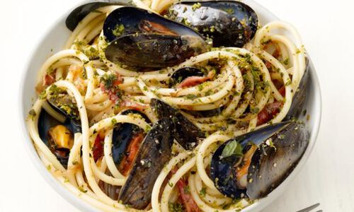 Bucatini with Mussels